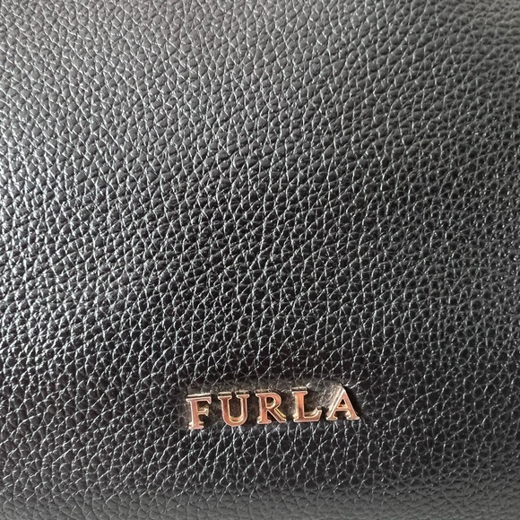 FURLA EUC Black Pebble Leather Bag - Picture 2 of 11